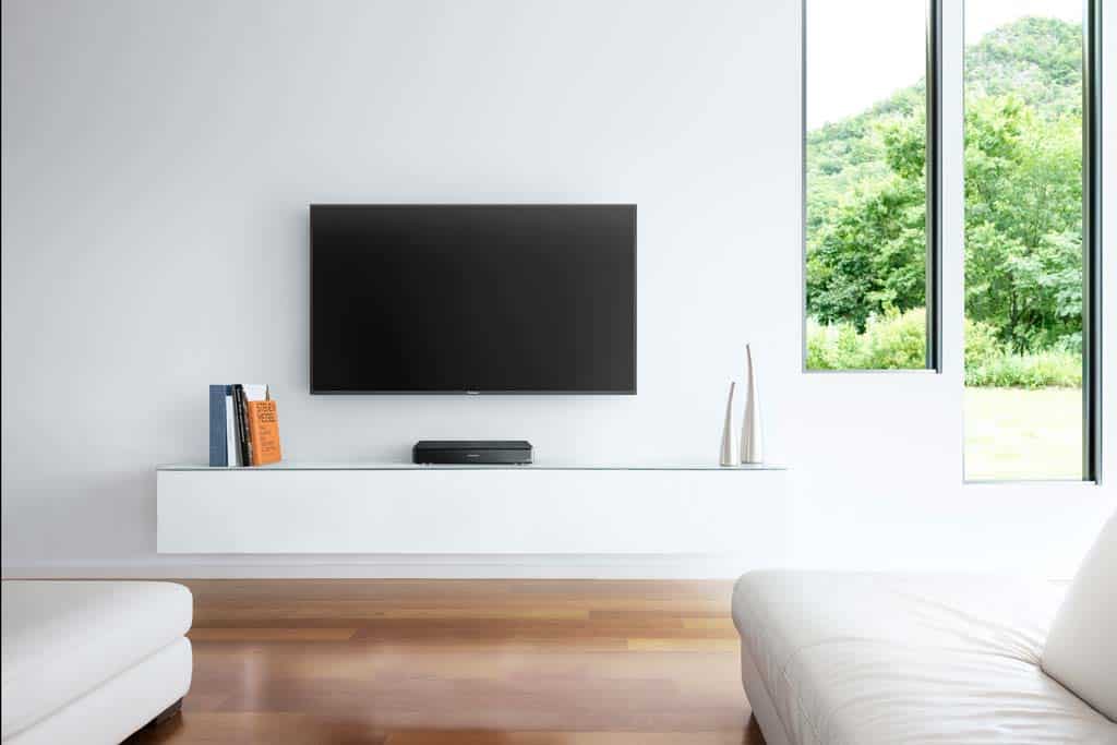Elegantes Design und mit der neuen TV>IP Serverfunktion bringen die Blu-ray Recorder das Fernsehen auch dorthin, wo keine TV-Buchse vorhanden ist  (DMR-BST950/BCT950)