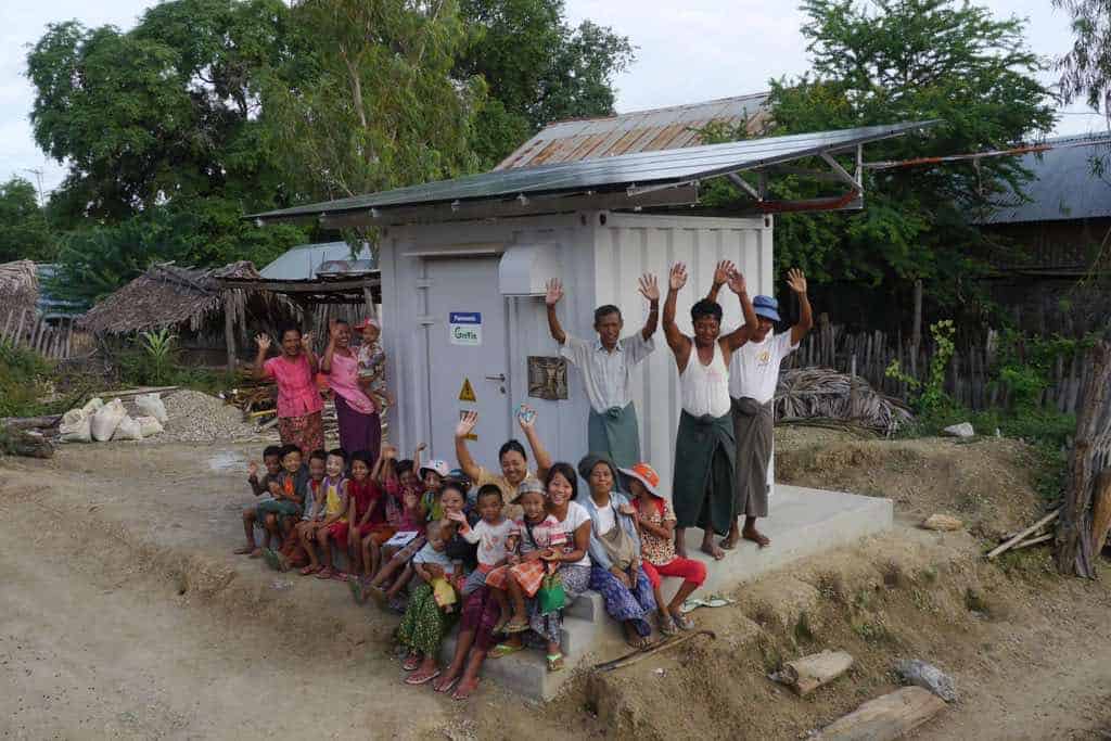 Photovoltaik bringt Licht nach Myanmar.